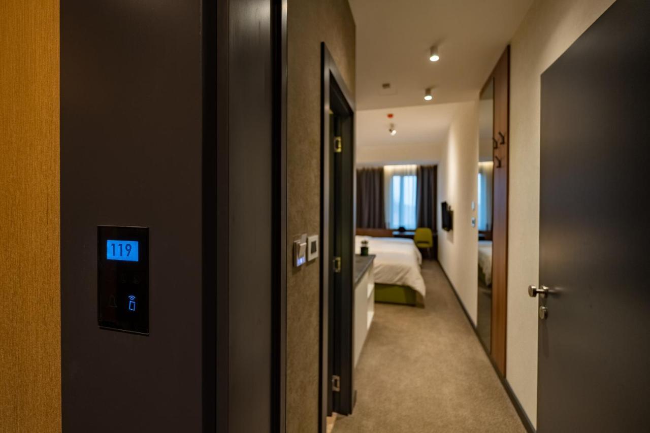 Hotel Element Novi Sad Dış mekan fotoğraf