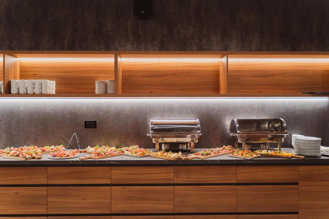 Hotel Element Novi Sad Dış mekan fotoğraf